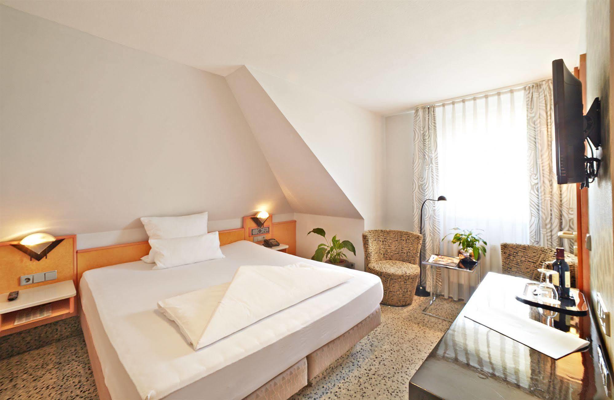 Top Hotel Kraemer Кобленц Экстерьер фото